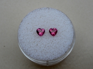Pink topaz heart gem pair 4mm