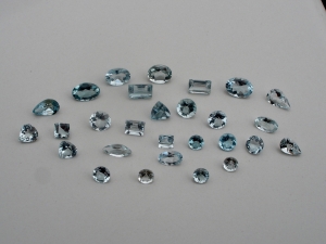 Aquamarine gem mix loose parcel over 5 carats
